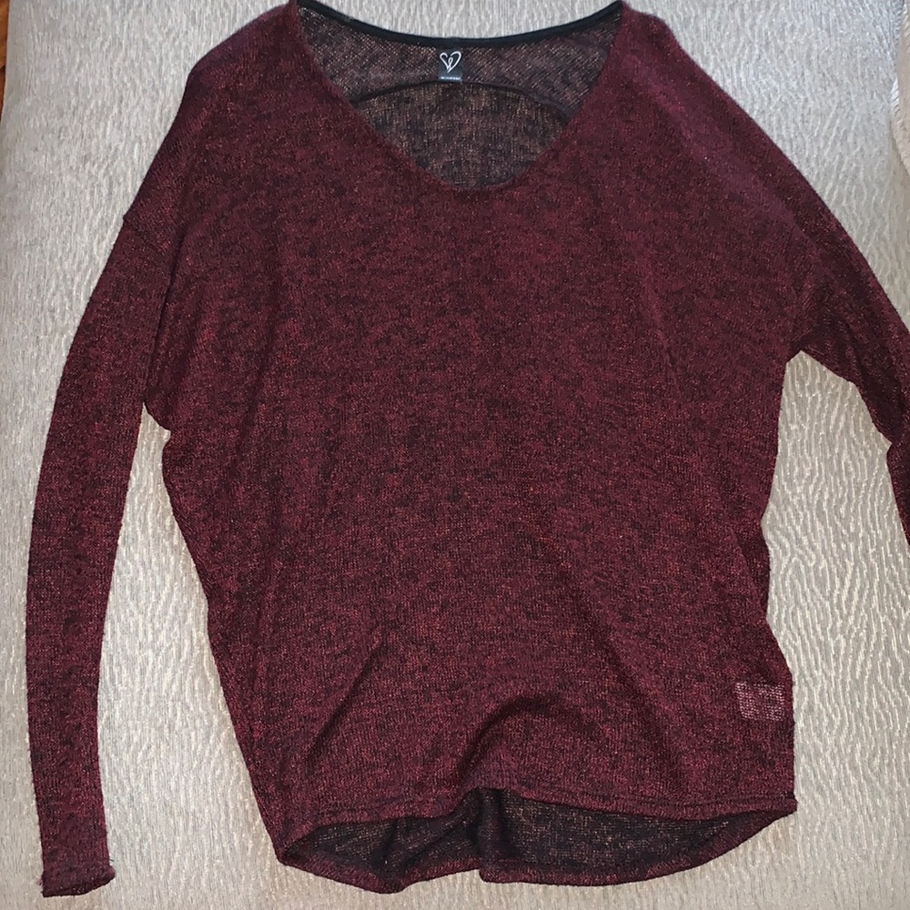 Long sleeve Burgundy top